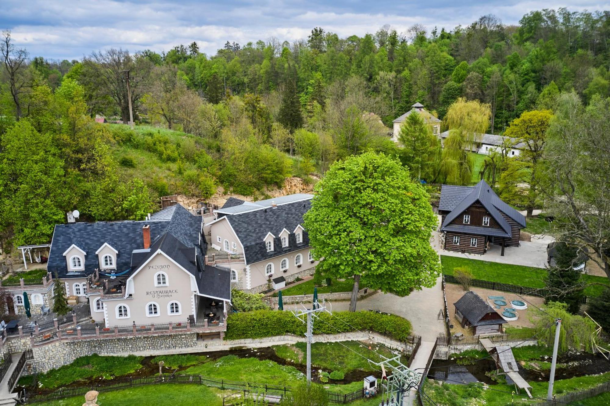 Penzion U Zbehlika Svitavy Exterior foto